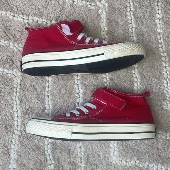 Banana Kids Shoes Red Canvas Sneakers 37/234 or Size 5 - Picture 4 of 6